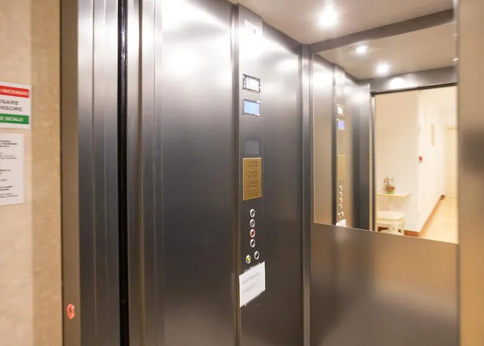 Duomo Boutique Hotel