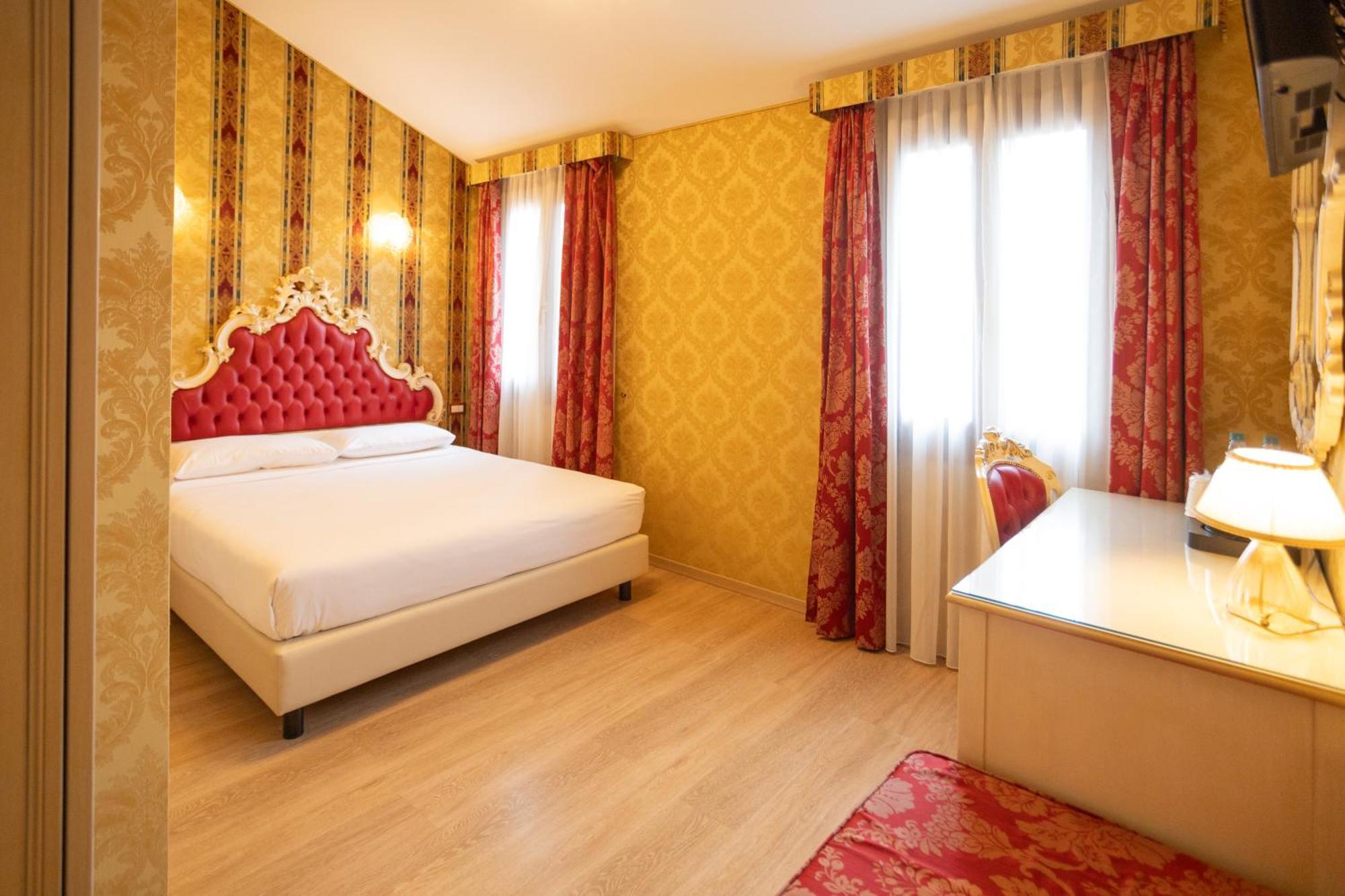 Hotel Duomo Boutique *